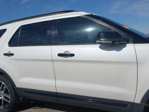 2017 Ford Explorer Sport with VIN 1FM5K8GT0HGA23095, listed as a IAAI auction lot 42129939 with 110,697 mi miles and . Bid and sale history available at carsss.com. Image 14.