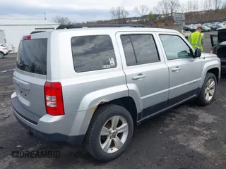 2012 Jeep Patriot Sport with VIN 1C4NJRBB7CD638376, listed as a IAAI auction lot 42026462 with 179,366 mi miles. Bid and sale history available at carsss.com. Image 4.
