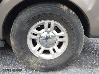 2001 Ford Expedition XLT with VIN 1FMPU16L31LB39187, listed as a IAAI auction lot 40405470 with 1 mi miles. Bid and sale history available at carsss.com. Image 12.