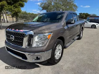 2018 Nissan Titan SV with VIN 1N6AA1EKXJN500251, listed as a Copart auction lot 43423335 with 65,169 mi miles and Non Repairable. Bid and sale history available at carsss.com. Image 1.