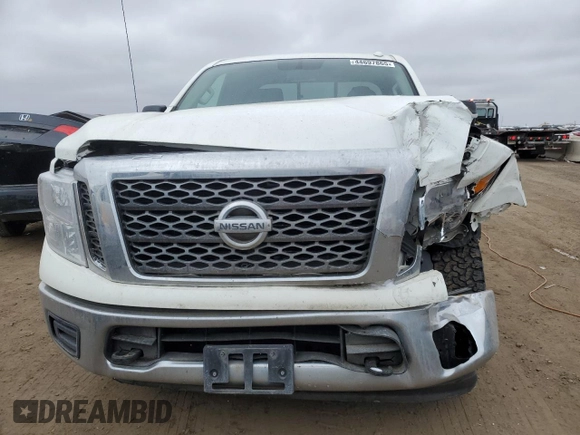 2017 Nissan Titan S z VIN 1N6AA1CJ3HN571103, wystawiony jako Copart lot #44697865 z przebiegiem 135 524 mil mil oraz Szkoda całkowita • Salvage title. Historia ofert i sprzedaży dostępna na DreamBid. Obrazek 5.