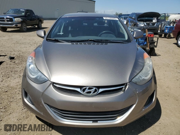 2013 Hyundai Elantra Limited z VIN 5NPDH4AE5DH439750, wystawiony jako Copart lot #59138845 z przebiegiem 152 065 mil mil oraz Nie do naprawy • Non repairable. Historia ofert i sprzedaży dostępna na DreamBid. Obrazek 5.