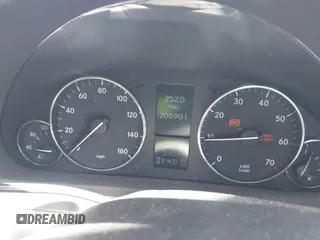 2005 Mercedes-Benz C 230 Kompressor z VIN WDBRF40J55F678252, wystawiony jako IAAI lot #42028395 z przebiegiem 208 901 mil mil oraz . Historia ofert i sprzedaży dostępna na DreamBid. Obrazek 7.