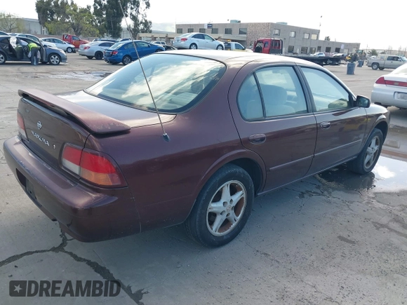 1999 Nissan Maxima GXE с VIN JN1CA21D4XT808080, выставлен на аукционе IAAI как лот 41948367 с пробегом 150 865 миль миль и . История ставок и продаж доступна на DreamBid. Изображение 4.
