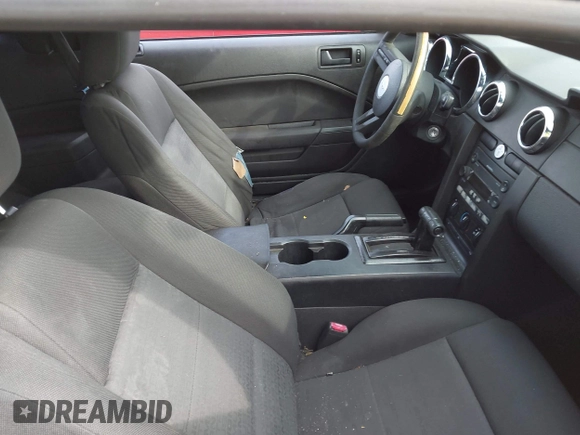 2005 Ford Mustang Deluxe with VIN 1ZVFT80N255136181, listed as a IAAI auction lot 42096578 with 151,696 mi miles and . Bid and sale history available at DreamBid. Image 5.