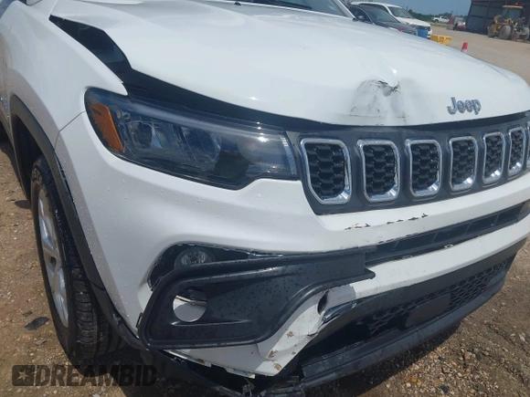 2024 Jeep Compass Latitude с VIN 3C4NJDBN9RT132757, выставлен на аукционе IAAI как лот 42691446 с пробегом 23 660 миль миль и . История ставок и продаж доступна на DreamBid. Изображение 6.