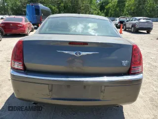 2008 Chrysler 300 C Hemi with VIN 2C3KA63H38H132014, listed as a Copart auction lot 53229375 with 241,865 mi miles and Clean Title. Bid and sale history available at carsss.com. Image 6.