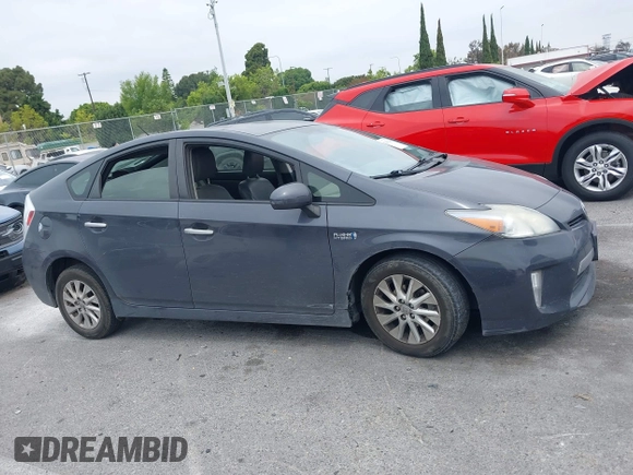 2012 Toyota Prius with VIN JTDKN3DP8C3015254, listed as a IAAI auction lot 42359236 with 170,083 mi miles and . Bid and sale history available at DreamBid. Image 13.
