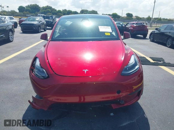 2024 Tesla Model Y с VIN 7SAYGDED8RF019494, выставлен на аукционе IAAI как лот 42336856 с пробегом 3 551 миль миль и . История ставок и продаж доступна на DreamBid. Изображение 12.