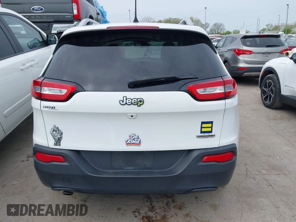 2017 Jeep Cherokee Latitude z VIN 1C4PJLCB4HD218750, wystawiony jako IAAI lot #42104697 z przebiegiem 153 708 mil mil oraz . Historia ofert i sprzedaży dostępna na DreamBid. Obrazek 17.