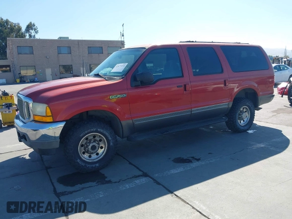 2001 Ford Excursion XLT z VIN 1FMNU41S11EB32749, wystawiony jako IAAI lot #42677214 z przebiegiem 178 624 mil mil oraz . Historia ofert i sprzedaży dostępna na DreamBid. Obrazek 18.