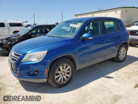 2010 Volkswagen Tiguan Wolfsburg Edition z VIN WVGAV7AXXAW004058, wystawiony jako Copart lot #50976575 z przebiegiem 83 620 mil mil oraz Szkoda całkowita • Salvage title. Historia ofert i sprzedaży dostępna na DreamBid. Obrazek 1.