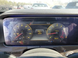 2018 Mercedes-Benz E 300 z VIN WDDZF4KB3JA304789, wystawiony jako Copart lot #46214295 z przebiegiem 100 543 mil mil oraz Szkoda całkowita • Salvage title. Historia ofert i sprzedaży dostępna na DreamBid. Obrazek 9.