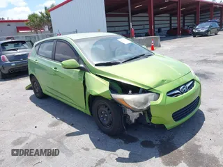 2012 Hyundai Accent SE with VIN KMHCU5AE4CU050210, listed as a IAAI auction lot 42134803 with 137,797 mi miles. Bid and sale history available at carsss.com. Image 1.