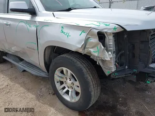2017 Chevrolet Tahoe LS with VIN 1GNSCAKC6HR116198, listed as a IAAI auction lot 41861759 with 173,102 mi miles. Bid and sale history available at carsss.com. Image 19.