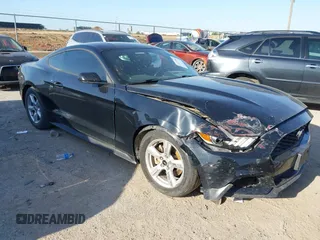 2016 Ford Mustang V6 z VIN 1FA6P8AM9G5317526, wystawiony jako IAAI lot #41976584 z przebiegiem 98 536 mil mil oraz . Historia ofert i sprzedaży dostępna na DreamBid. Obrazek 1.