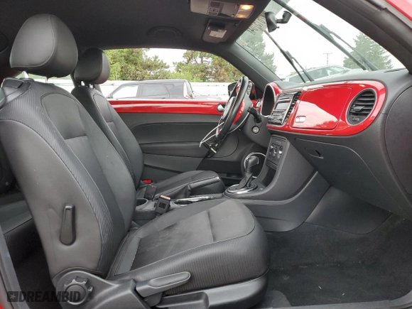 2012 Volkswagen Beetle 2.5L w/Sun PZEV with VIN 3VWJP7AT8CM625830, listed as a Copart auction lot 72615704 with 121,356 mi miles and Salvage Title. Bid and sale history available at carsss.com. Image 7.