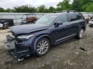 2017 Volvo XC90 Inscription with VIN YV4A22PL7H1120875, listed as a Copart auction lot 61061895 with 113,185 mi miles and Salvage title. Bid and sale history available at DreamBid. Image 1.