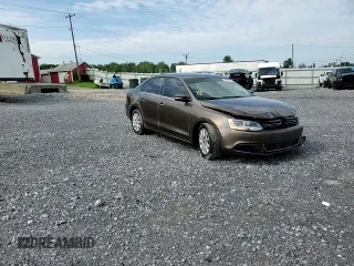 2013 Volkswagen Jetta TDI w/Premium with VIN 3VW3L7AJ2DM374825, listed as a Copart auction lot 62754875 with 152,278 mi miles and Salvage title. Bid and sale history available at DreamBid. Image 13.