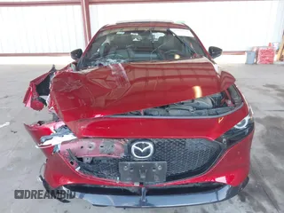 2021 Mazda 3 Premium Plus z VIN JM1BPBNY3M1332643, wystawiony jako IAAI lot #41536777 z przebiegiem 43 075 mil mil oraz . Historia ofert i sprzedaży dostępna na DreamBid. Obrazek 12.