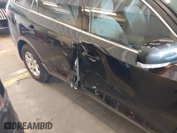 2010 Hyundai Veracruz Limited with VIN KM8NUDCC7AU115479, listed as a IAAI auction lot 42304202 with 106,230 mi miles and . Bid and sale history available at DreamBid. Image 14.