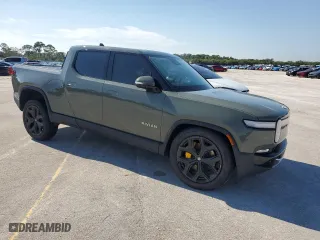 2022 Rivian R1T Launch Edition with VIN 7FCTGAAL2NN005860, listed as a Copart auction lot 74167594 with 0 mi miles and Non Repairable. Bid and sale history available at carsss.com. Image 4.