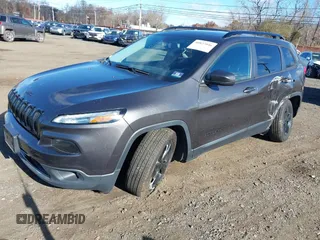 2017 Jeep Cherokee Limited с VIN 1C4PJMDB1HW524720, выставлен на аукционе IAAI как лот 40827046 с пробегом 72 559 миль миль и . История ставок и продаж доступна на DreamBid. Изображение 2.