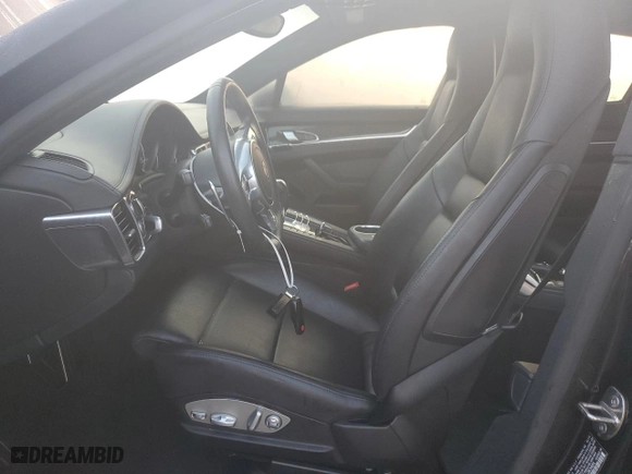 2014 Porsche Panamera GTS with VIN WP0AF2A7XEL083484, listed as a Copart auction lot 73718714 with 0 mi miles and Non Repairable. Bid and sale history available at carsss.com. Image 7.