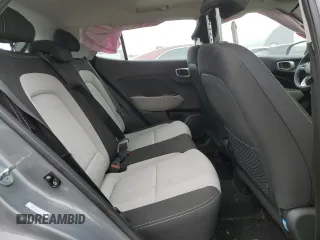 2022 Hyundai Venue SEL with VIN KMHRC8A34NU173473, listed as a Copart auction lot 44974405 with 15,518 mi miles and Salvage Title. Bid and sale history available at DreamBid. Image 10.