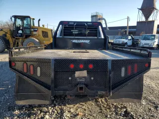 2017 Ram 4500 z VIN 3C7WRLEL6HG782805, wystawiony jako Copart lot #45940425 z przebiegiem Nie podano mil oraz Szkoda całkowita • Salvage title. Historia ofert i sprzedaży dostępna na DreamBid. Obrazek 6.