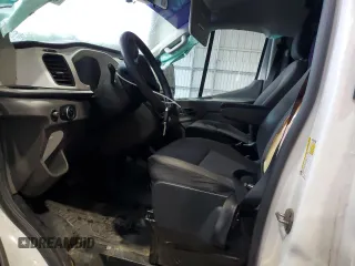 2020 Ford Transit Cargo with VIN 1FTBR1Y8XLKB58322, listed as a Copart auction lot 53746245 with 292,325 mi miles and Salvage Title. Bid and sale history available at DreamBid. Image 7.