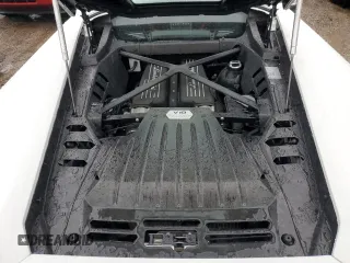 2017 Lamborghini Huracan z VIN ZHWUC2ZF5HLA08238, wystawiony jako Copart lot #80976764 z przebiegiem 28 932 mil mil oraz Szkoda całkowita • Salvage title. Historia ofert i sprzedaży dostępna na DreamBid. Obrazek 11.