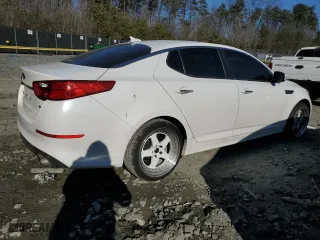 2014 Kia Optima LX with VIN KNAGM4A78E5468538, listed as a Copart auction lot 47529875 with 103,400 mi miles and Salvage Title. Bid and sale history available at carsss.com. Image 3.