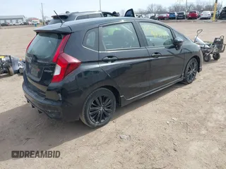 2020 Honda Fit Sport z VIN 3HGGK5H62LM725374, wystawiony jako IAAI lot #41858418 z przebiegiem 101 126 mil mil oraz . Historia ofert i sprzedaży dostępna na DreamBid. Obrazek 4.