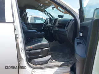 2019 Ram 2500 Tradesman with VIN 3C6UR4HJ9KG600789, listed as a IAAI auction lot 42057857 with 177,514 mi miles. Bid and sale history available at carsss.com. Image 5.