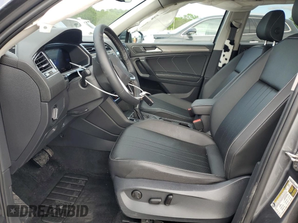 2022 Volkswagen Tiguan SE with VIN 3VV3B7AX9NM167961, listed as a Copart auction lot 54438295 with 47,054 mi miles and Salvage title. Bid and sale history available at DreamBid. Image 7.