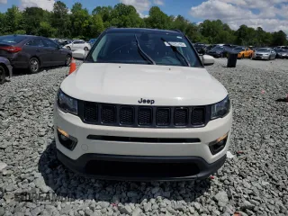 2021 Jeep Compass Altitude with VIN 3C4NJCBB4MT587380, listed as a Copart auction lot 56525745 with 83,003 mi miles and Salvage title. Bid and sale history available at DreamBid. Image 5.