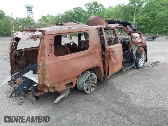 2017 Chevrolet Suburban LT with VIN 1GNSKHKC5HR235341, listed as a IAAI auction lot 42219754 with Not Provided miles and . Bid and sale history available at DreamBid. Image 4.