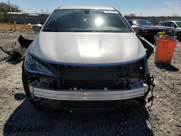 2018 Chrysler Pacifica Touring Plus with VIN 2C4RC1FGXJR361834, listed as a Copart auction lot 49476195 with 65,784 mi miles and Salvage Title. Bid and sale history available at DreamBid. Image 5.