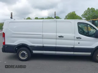 2019 Ford Transit с VIN 1FTYE9ZM5KKA75945, выставлен на аукционе IAAI как лот 42251898 с пробегом 225 622 миль миль и . История ставок и продаж доступна на DreamBid. Изображение 13.