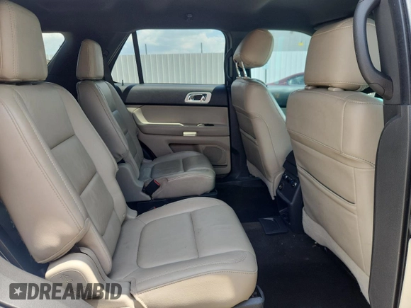 2014 Ford Explorer XLT z VIN 1FM5K7D86EGA80360, wystawiony jako Copart lot #61604015 z przebiegiem 186 072 mil mil oraz Szkoda całkowita • Salvage title. Historia ofert i sprzedaży dostępna na DreamBid. Obrazek 11.