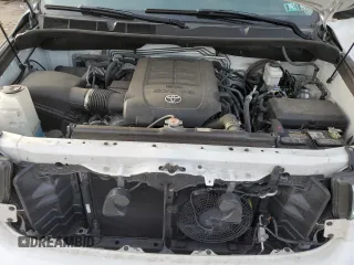 2018 Toyota Sequoia SR5 with VIN 5TDBY5G1XJS161533, listed as a Copart auction lot 45701644 with 78,679 mi miles. Bid and sale history available at carsss.com. Image 11.