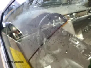 2007 Audi S8 z VIN WAUPN44E27N012013, wystawiony jako Copart lot #41738725 z przebiegiem Nie podano mil oraz Szkoda całkowita • Salvage title. Historia ofert i sprzedaży dostępna na DreamBid. Obrazek 9.