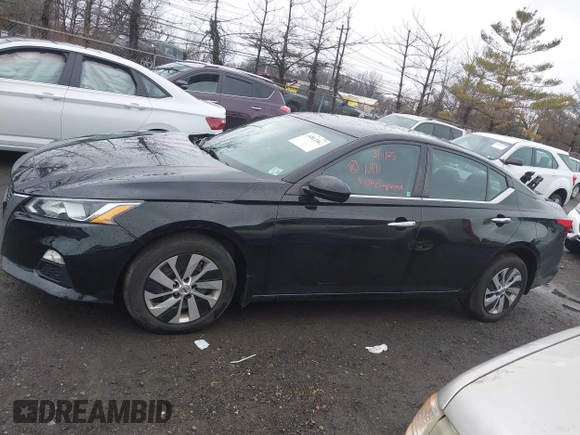 2020 Nissan Altima S z VIN 1N4BL4BW1LC250977, wystawiony jako IAAI lot #41812462 z przebiegiem 46 747 mil mil oraz . Historia ofert i sprzedaży dostępna na DreamBid. Obrazek 14.
