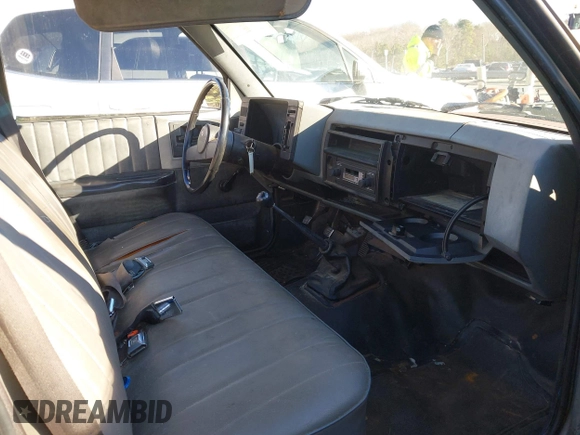 1986 GMC Sonoma with VIN 1GTBS14EXG2502284, listed as a IAAI auction lot 41273610 with 154,805 mi miles and . Bid and sale history available at DreamBid. Image 5.