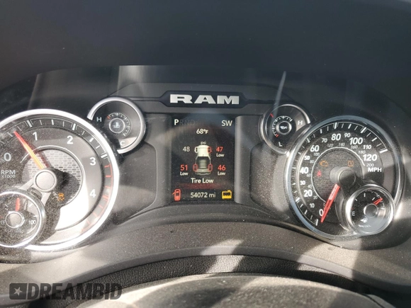 2022 Ram 2500 Big Horn with VIN 3C6UR5DL3NG296697, listed as a Copart auction lot 82046744 with 54,072 mi miles and Salvage Title. Bid and sale history available at carsss.com. Image 9.