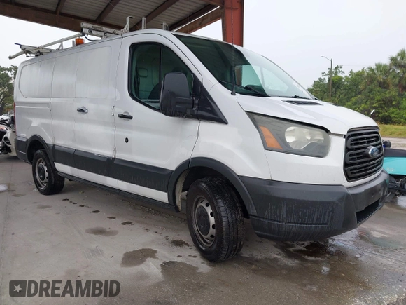 2015 Ford Transit Cargo z VIN 1FTNR1ZMXFKA45161, wystawiony jako IAAI lot #42181449 z przebiegiem 130 096 mil mil oraz . Historia ofert i sprzedaży dostępna na DreamBid. Obrazek 1.
