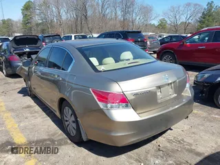 2008 Honda Accord LX z VIN JHMCP263X8C029598, wystawiony jako IAAI lot #41764306 z przebiegiem 183 851 mil mil oraz . Historia ofert i sprzedaży dostępna na DreamBid. Obrazek 3.