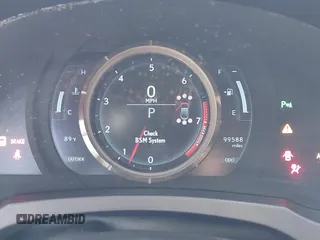 2017 Lexus RC 350 z VIN JTHHE5BC6H5015818, wystawiony jako IAAI lot #41822209 z przebiegiem 99 588 mil mil oraz . Historia ofert i sprzedaży dostępna na DreamBid. Obrazek 7.