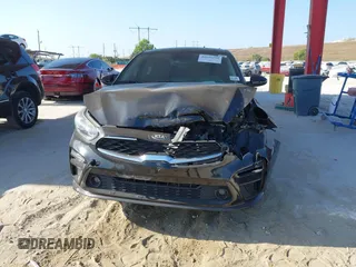 2021 Kia Forte EX with VIN 3KPF54AD0ME284084, listed as a IAAI auction lot 42145578 with 36,843 mi miles and . Bid and sale history available at DreamBid. Image 6.